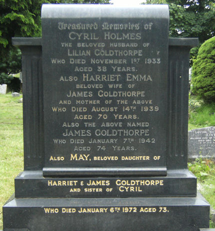 Family Grave at Lawnswood